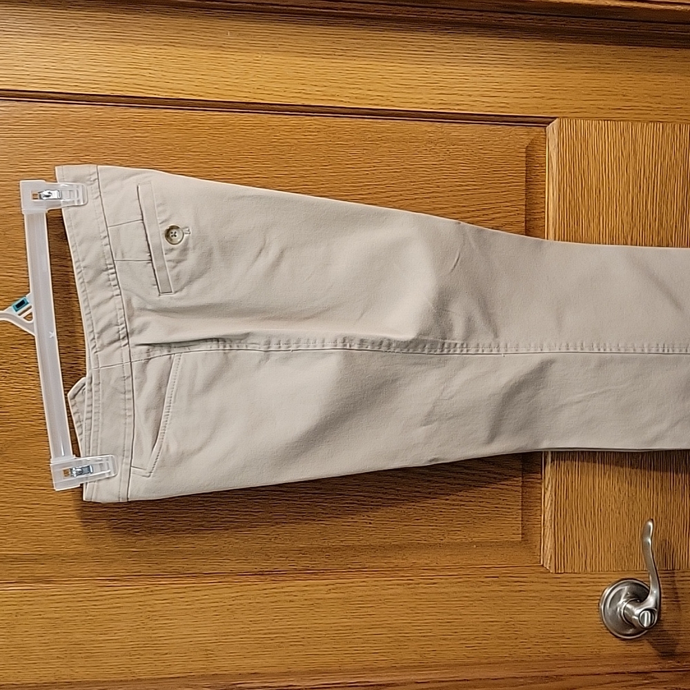 Khaki Capris.